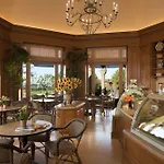 The Resort At Pelican Hill 