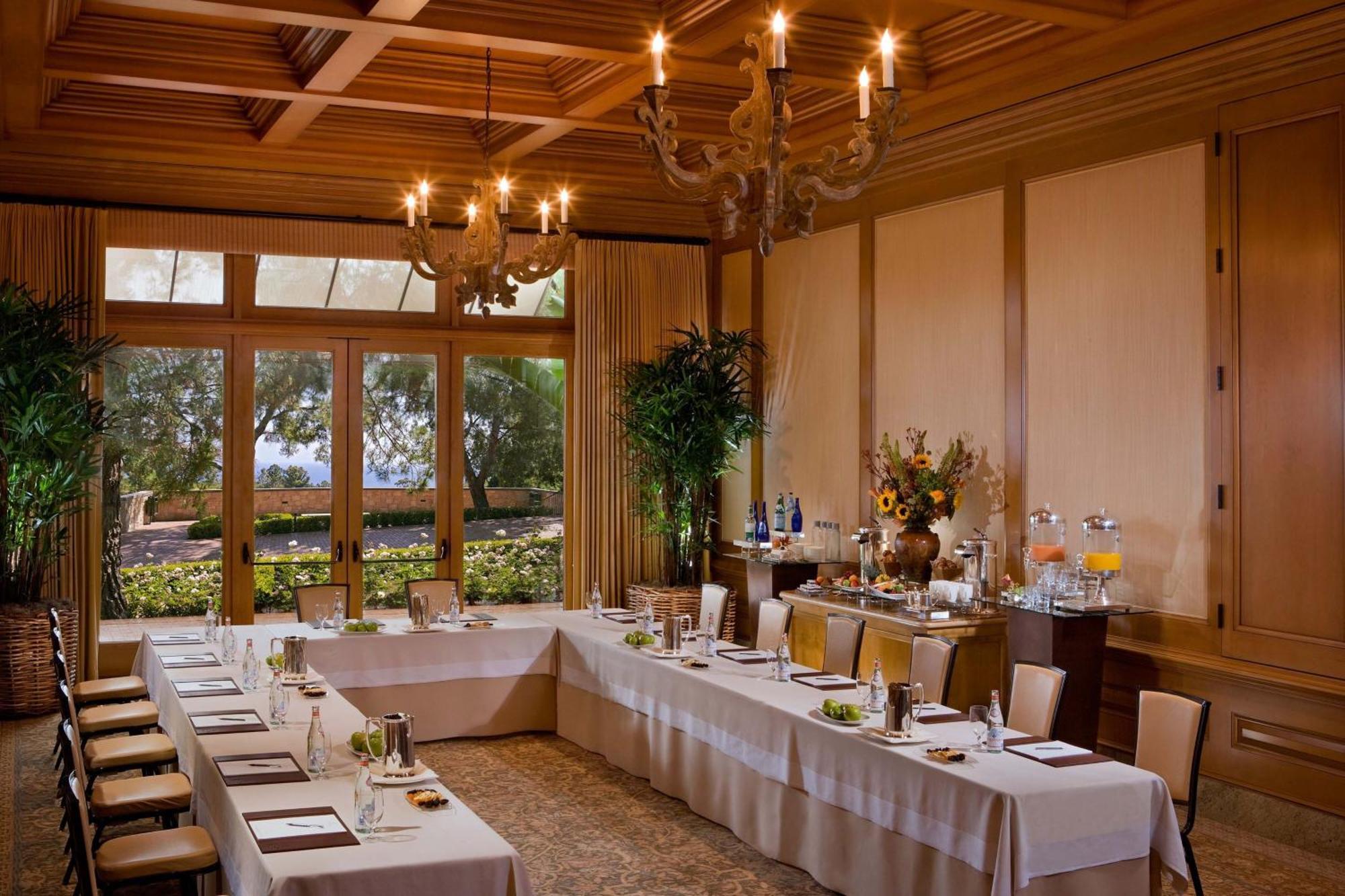 Hotel The At Pelican Hill Crystal Cove